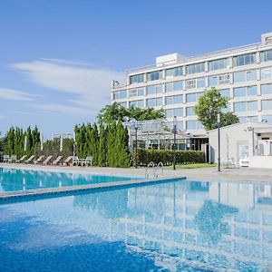 Freshfields Hotel